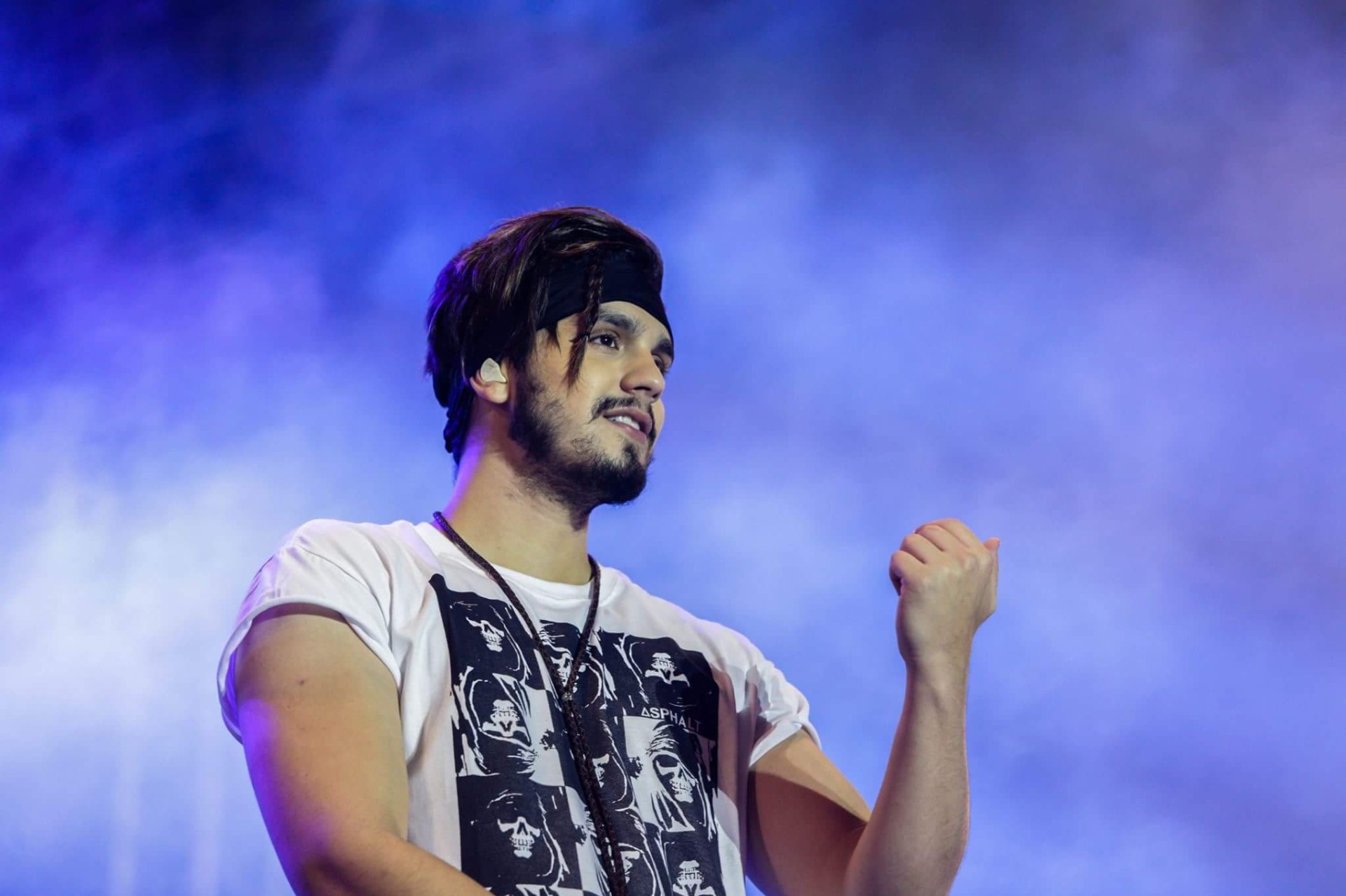 LUAN SANTANA É DESTAQUE NA FESTA DO TOMATE 